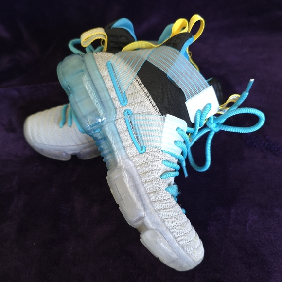 Kids' Blue and Yellow Basketball Sneakers - Picture 6 of 15